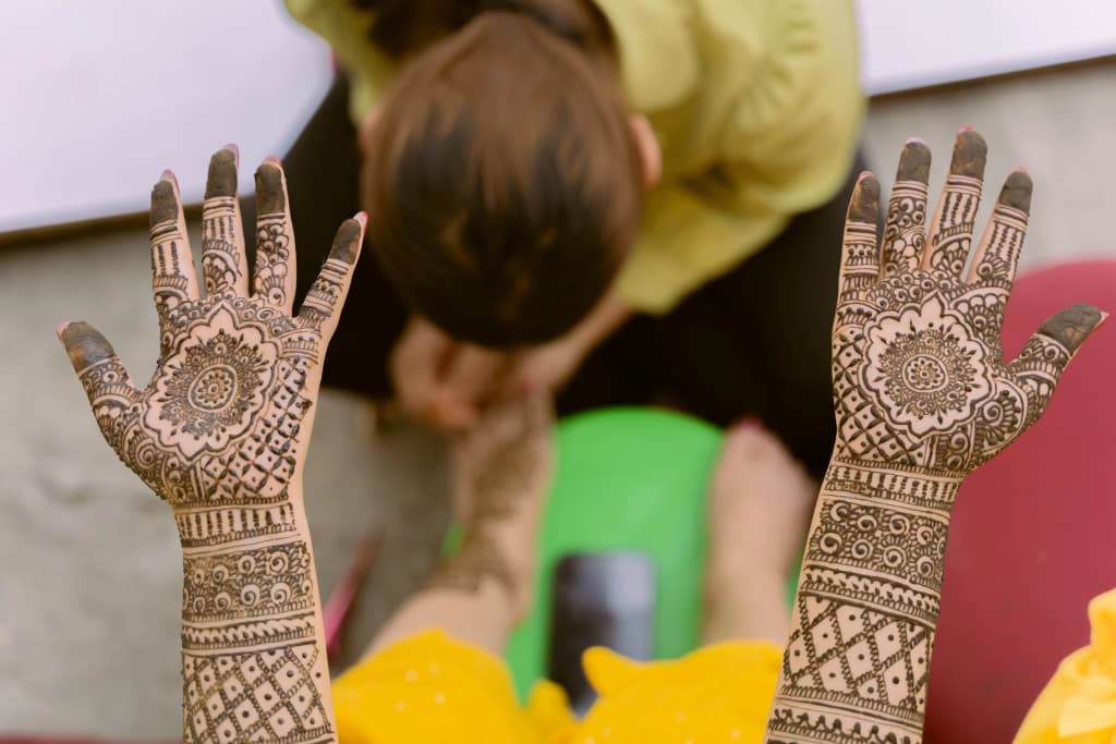 Neeti & Rakshyak - Photo 5